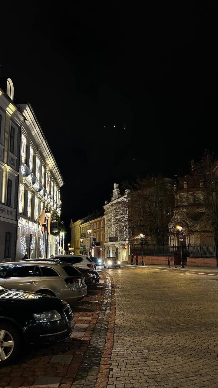 Vilnius Town Square Apartments Self Check-In 24H By H&H Exterior photo